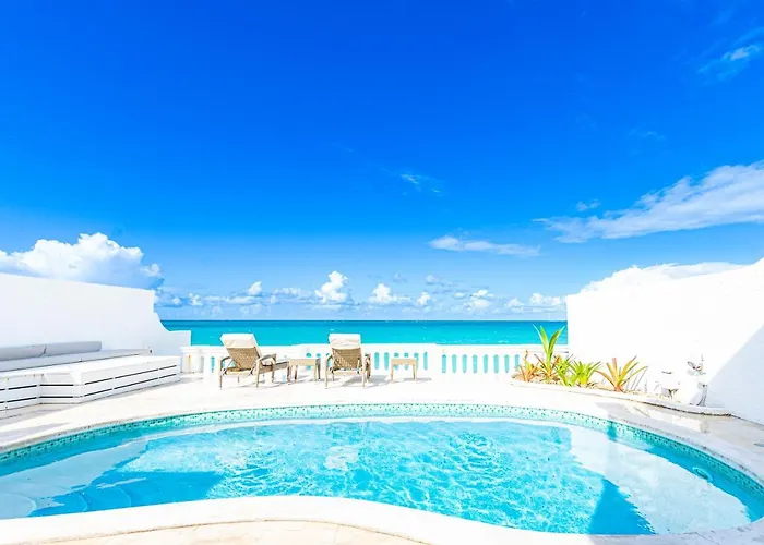 Caprice 8 - Luxury Townhouse In Gated Community - Pool, Oceanfront