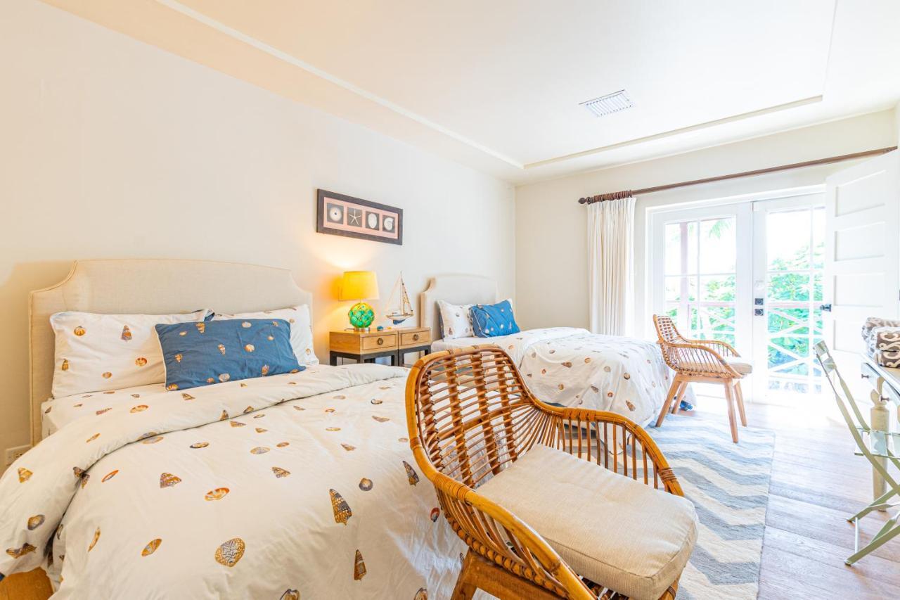 Caprice 8 - Luxury Townhouse In Gated Community - Pool, Oceanfront Villa Nassau